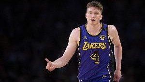 登录入口-克内克特：田纳西击败肯塔基让我打赌赢了浓眉 但他不回我信息了