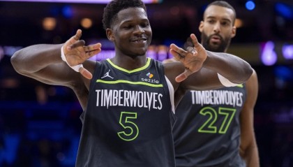 Kaiyun 开云体育官网-火箭险胜森林狼！爱德华兹缺阵，杜兰特轰39+4+7，全场最佳