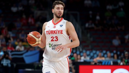 开云体育-拉金：申京已经确立世界最佳球员之一的地位 前10&amp;前15&amp;前20