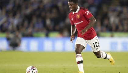 记者：马拉西亚正在考虑租借加盟土超伊尤斯堡